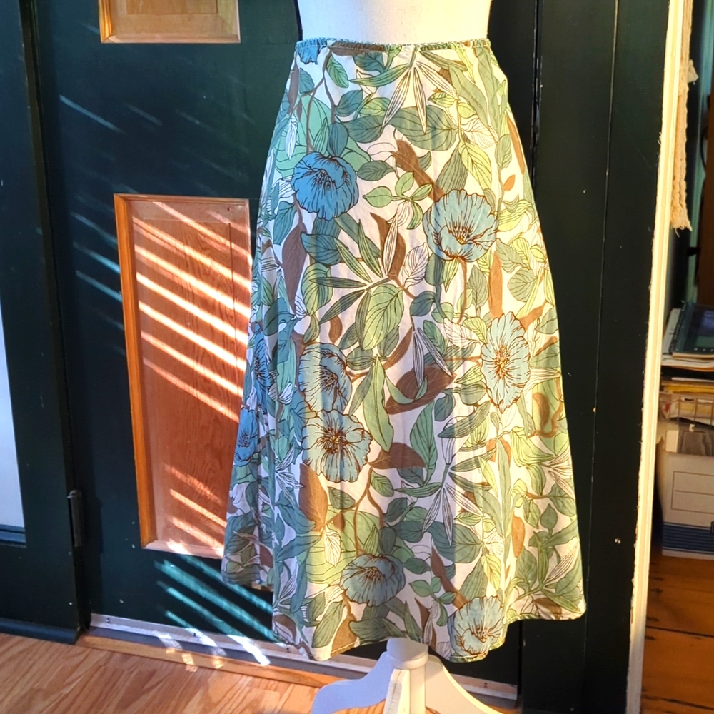 Eddie Bauer Floral Print Skirt Size Large Petite